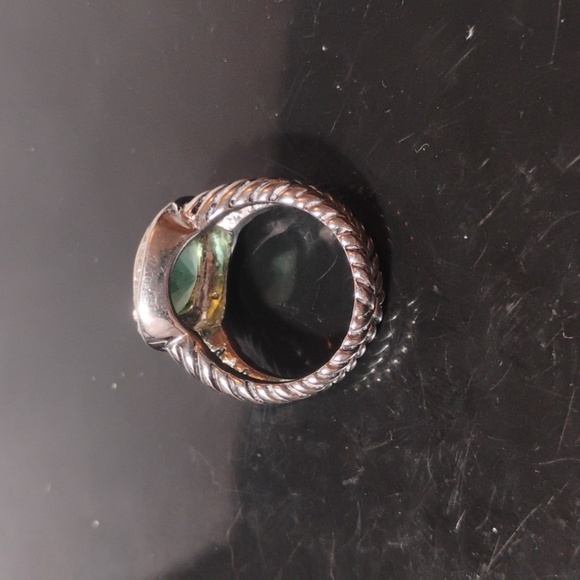 Braided Green Gemstone CZ Silver Tone Ring Size 7 Could Be Unisex - Picture 5 of 9